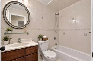 525 Avenue A, Bayonne, NJ 07002 - Photo 9
