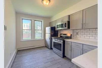36 Fleet St, Jersey City, NJ 07306 - Photo 5
