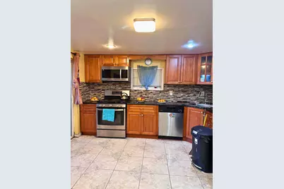 105 McAdoo Ave, Jersey City, NJ 07305 - Photo 5