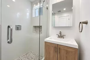 51 64th St, West New York, NJ 07093 - Photo 5