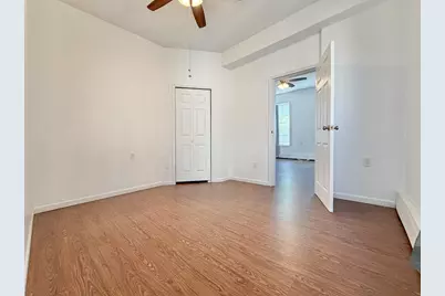 190 Clinton Ave #4, Jersey City, NJ 07302 - Photo 9
