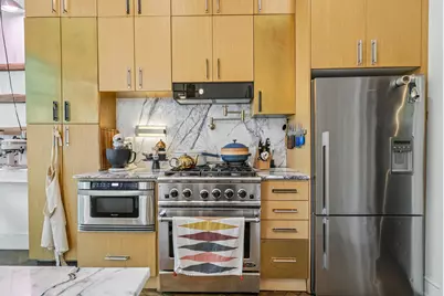 41 Astor Pl, Jersey City, NJ 07304 - Photo 13