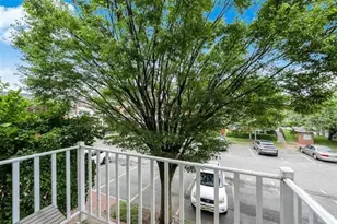 6 Walnut St, Jersey City, NJ 07305 - Photo 9