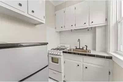 369 Webster Ave, Jersey City, NJ 07307 - Photo 11