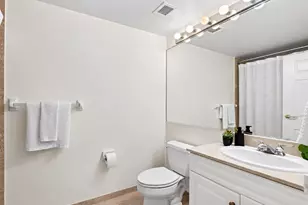 2 Constitution Ct, Hoboken, NJ 07030 - Photo 11