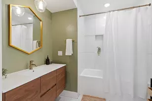 22 Lincoln St, Jersey City, NJ 07307 - Photo 27