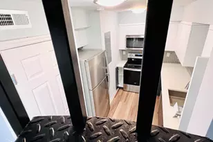 160 Lafayette St, Jersey City, NJ 07304 - Photo 3