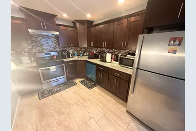 7 Holly St, Jersey City, NJ 07305 - Photo 5
