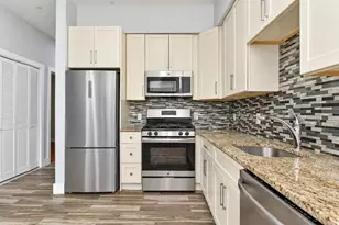 424 Whiton St, Jersey City, NJ 07304 - Photo 5