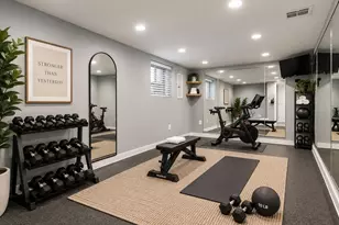 147 Manhattan Ave, Jersey City, NJ 07307 - Photo 25