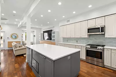147 Manhattan Ave, Jersey City, NJ 07307 - Photo 7