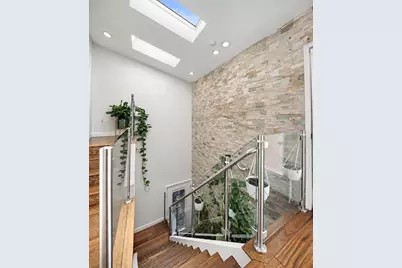 147 Manhattan Ave, Jersey City, NJ 07307 - Photo 13
