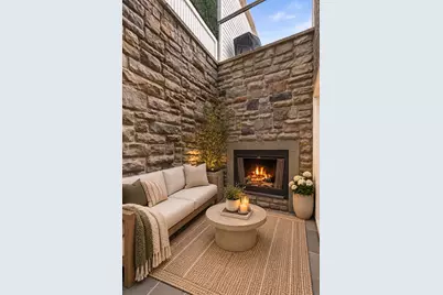 147 Manhattan Ave, Jersey City, NJ 07307 - Photo 9