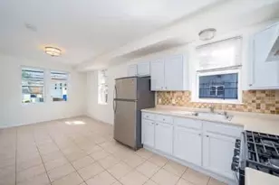 613 Ridge Rd, Lyndhurst Township, NJ 07071 - Photo 3