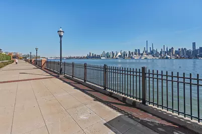 100 Eton Row #605, Weehawken, NJ 07086 - Photo 31