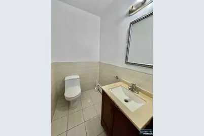 123 Oak St #APT2, Weehawken, NJ 07086 - Photo 17