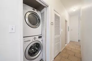 133 Ogden Ave., Jersey City, NJ 07307 - Photo 15