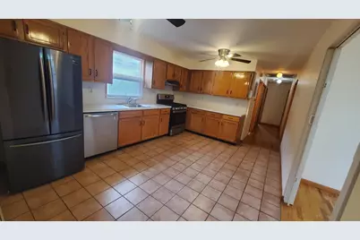 81 Prospect Ave #2, Bayonne, NJ 07002 - Photo 7