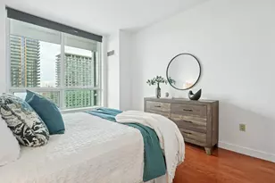 1 Shore Ln, Jersey City, NJ 07310 - Photo 15