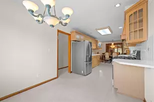 287 Ave E, Bayonne, NJ 07002 - Photo 7