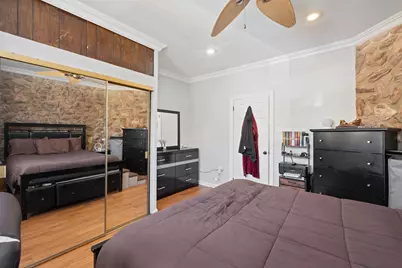 517 Monastery Pl, Union City, NJ 07087 - Photo 11