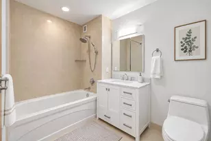 20 Newport Pkwy, Jersey City, NJ 07310 - Photo 21