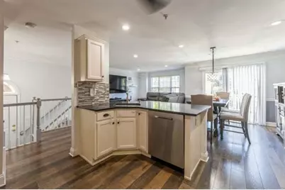 209 Blue Heron Dr #209, Secaucus, NJ 07094 - Photo 5