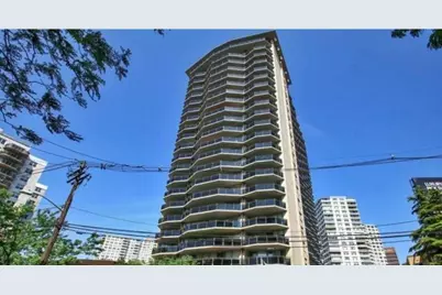 2077 Center Ave #22H, Fort Lee, NJ 07024 - Photo 13