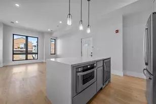13 Manhattan Ave, Jersey City, NJ 07307 - Photo 7