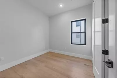 13 Manhattan Ave #2, Jersey City, NJ 07307 - Photo 17