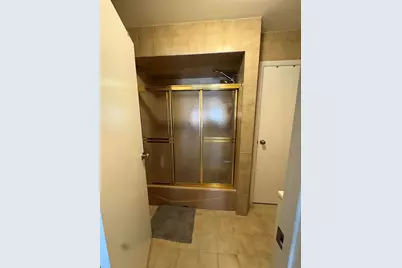 647-653 Kennedy Blvd #304, Bayonne, NJ 07002 - Photo 31