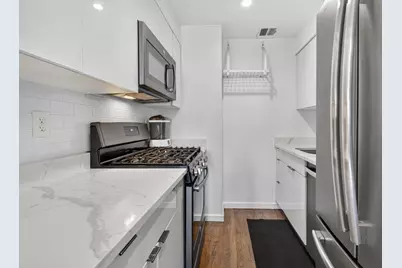 205 10th St #8T, Jersey City, NJ 07302 - Photo 7