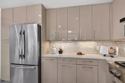 100 Eton Row #302x, Weehawken, NJ 07086 - Photo 5