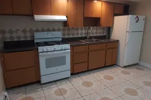 256 Bowers St, Jersey City, NJ 07307 - Photo 3