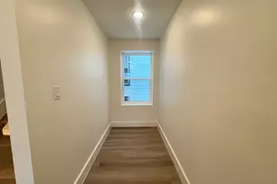 40 Wade St, Jersey City, NJ 07305 - Photo 9