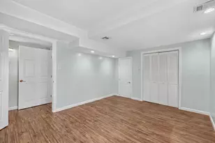 1 Gregg Ln, Bayonne, NJ 07002 - Photo 23