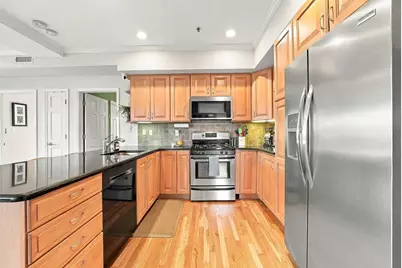 547 Bloomfield St #4, Hoboken, NJ 07030 - Photo 9
