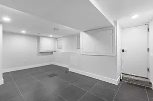 176 Griffith St, Jersey City, NJ 07307 - Photo 23