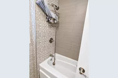 275 Maple St #1, Secaucus, NJ 07094 - Photo 15