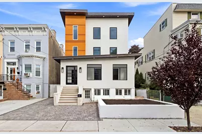 138 Avenue C, Bayonne, NJ 07002 - Photo 1