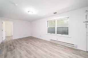 79 Sherman Pl, Jersey City, NJ 07307 - Photo 5