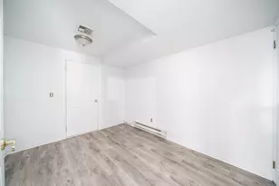 79 Sherman Pl, Jersey City, NJ 07307 - Photo 9