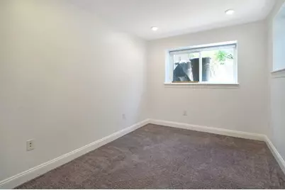 151 Van Horne St #1, Jersey City, NJ 07304 - Photo 9