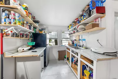 56 Wade St, Jersey City, NJ 07305 - Photo 17