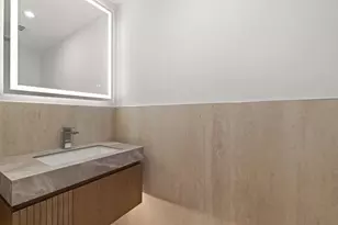 85 Sherman Pl, Jersey City, NJ 07307 - Photo 21