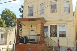 720 Chestnut St, Secaucus, NJ 07094 - Photo 1