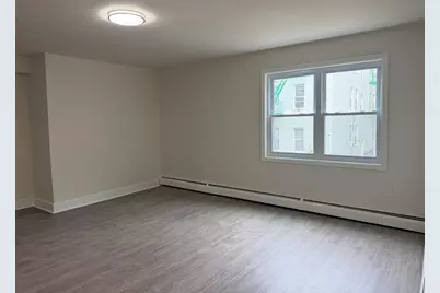 413 Avenue C #7, Bayonne, NJ 07002 - Photo 9