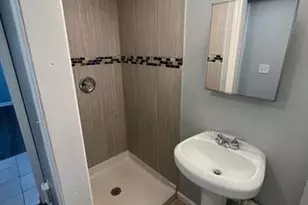 99 A Orient Ave, Jersey City, NJ 07305 - Photo 5