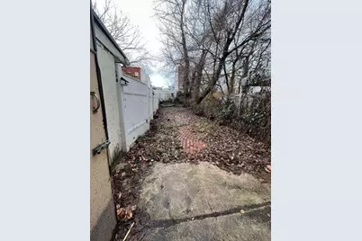 99 A Orient Ave #G, Jersey City, NJ 07305 - Photo 9