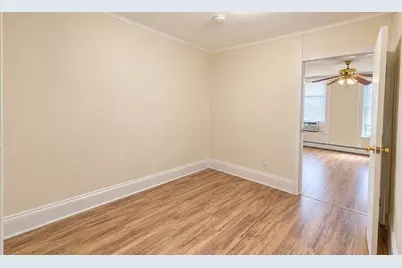 90 Jordan Ave #8, Jersey City, NJ 07306 - Photo 5